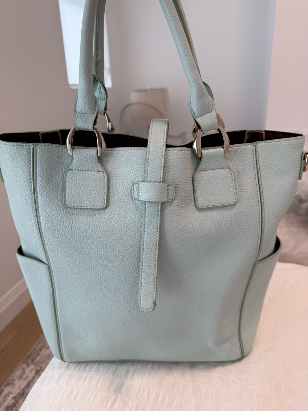 Pebbled Everyday Tote in Light Mint